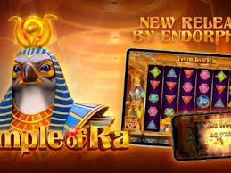 m.qq1221 Android APK installation screen with Liga 1 highlights